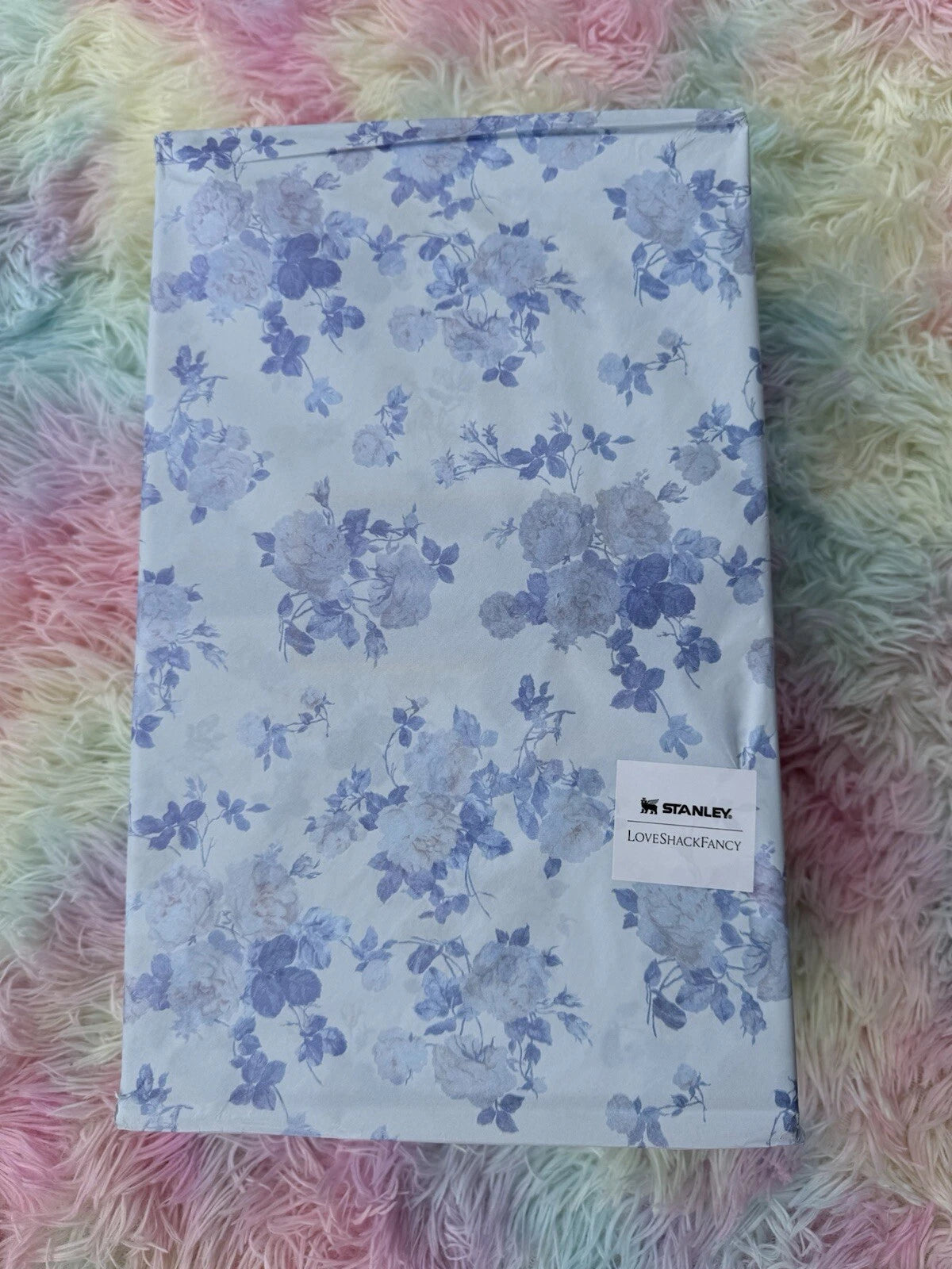 Stanley x LoveShackFancy Everblooming Rosettes Blue FlowState H2.0 Quencher Tumbler 40oz – Limited Edition – New – Fast Shipping